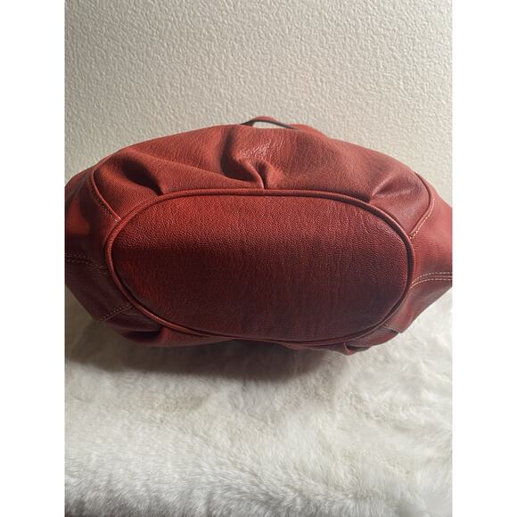 Michael Kors Leather Hobo Bag Purse Womens Red Gold Tone Hardware - Picture 3 of 9